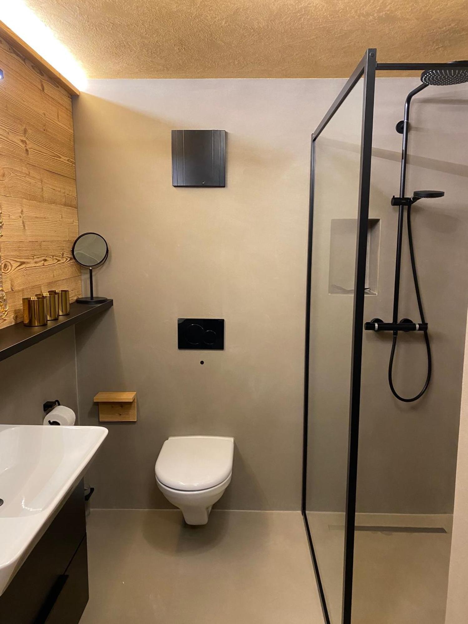 Alp N' Rose Apartment ฮาลสิแบร์ก ภายนอก รูปภาพ